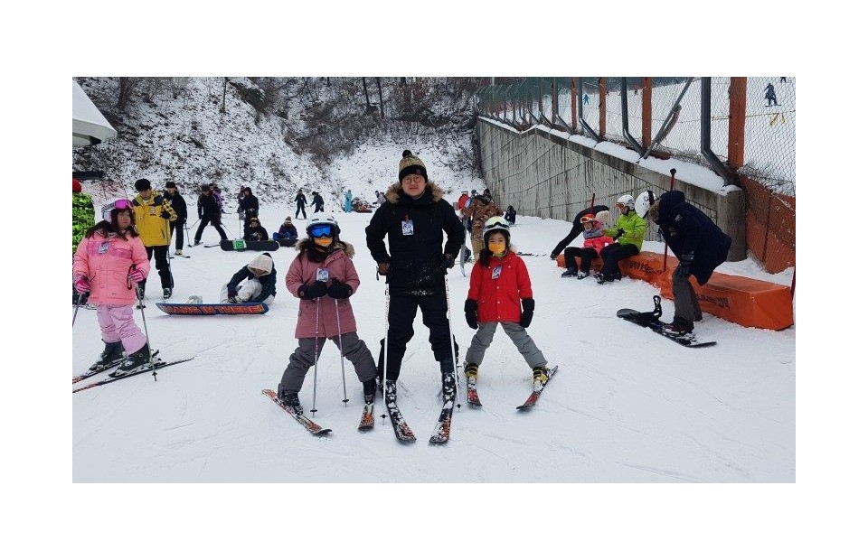 지산리조트 가족스키강습, 3:1 리프트 탑승과 안전한 활주 - 다음 단계로 이어진 강습 기록